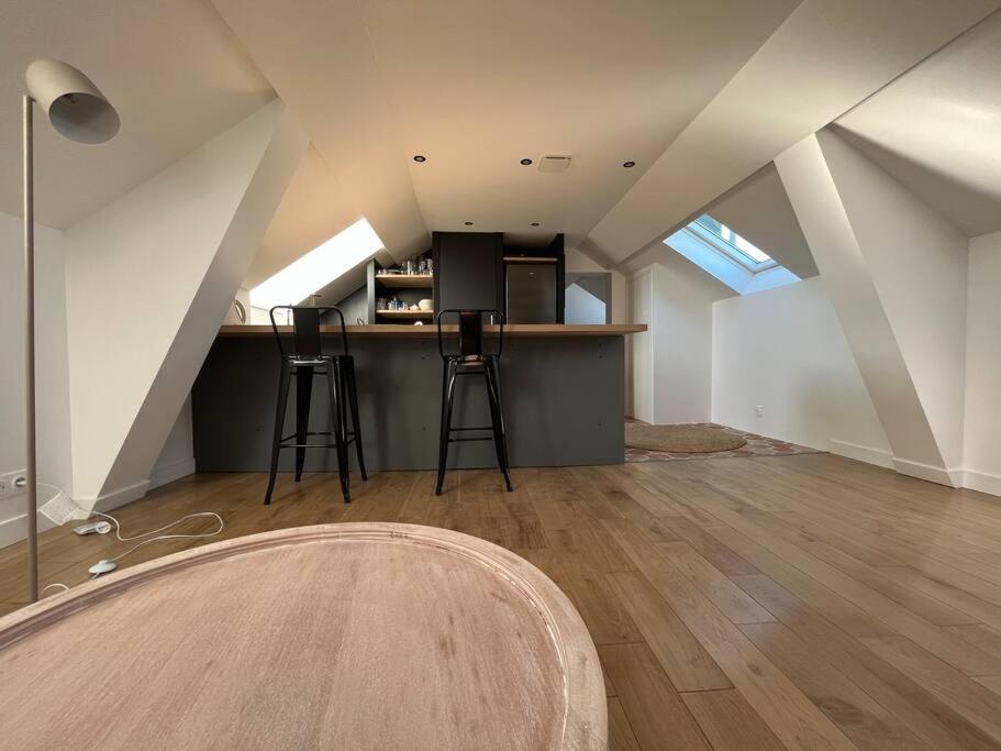 Apartamento Sur Les Toits De Fontainebleau - Hypercentre Exterior foto