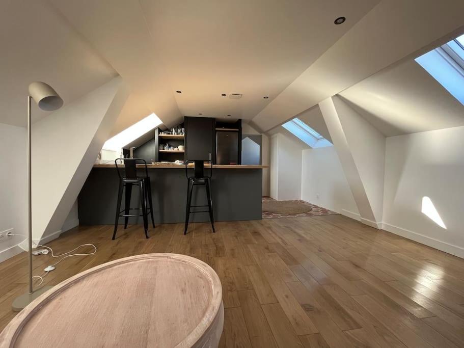 Apartamento Sur Les Toits De Fontainebleau - Hypercentre Exterior foto