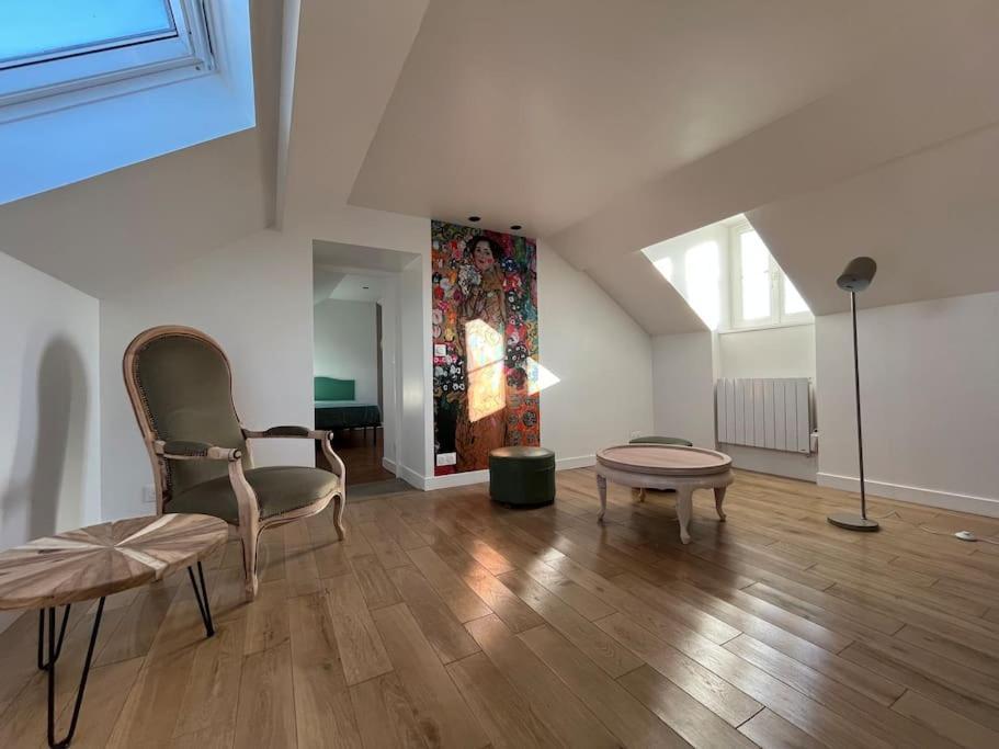Apartamento Sur Les Toits De Fontainebleau - Hypercentre Exterior foto
