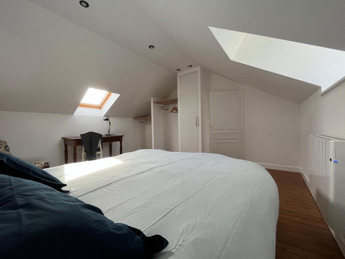 Apartamento Sur Les Toits De Fontainebleau - Hypercentre Exterior foto